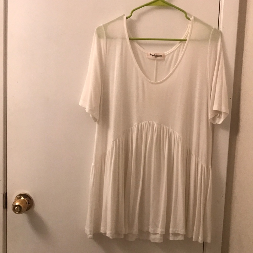 Flowy white top